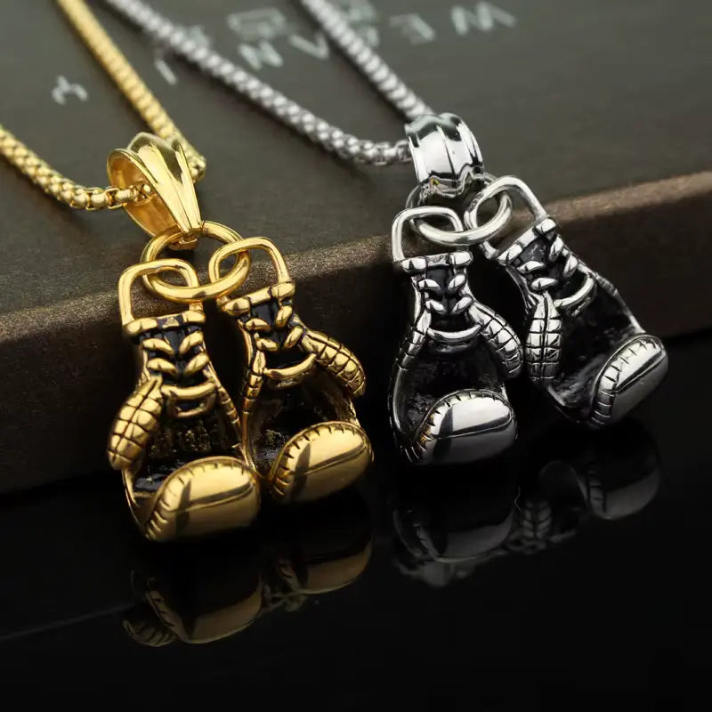 Collier Homme Acier Gold Pendentif Gants de Boxe | L'Horloger De Vern
