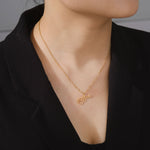 Collier La Guitare Gitane Minimaliste Dorée - La Boutique Gitane bijoux accessoires gitan gipsy boheme manouche